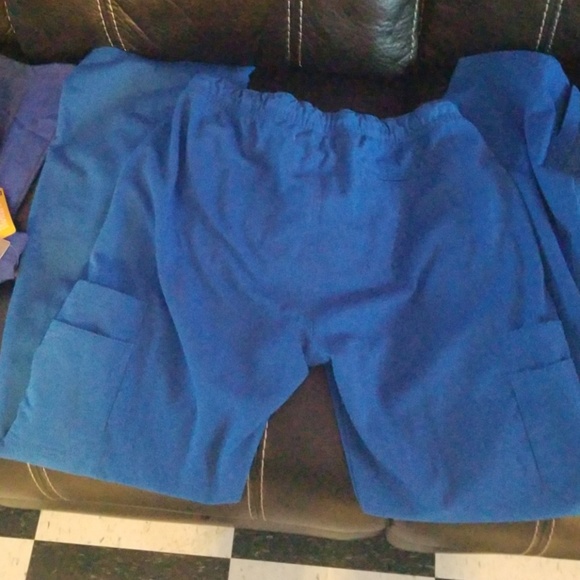 Scrub bottoms - Picture 4 of 6